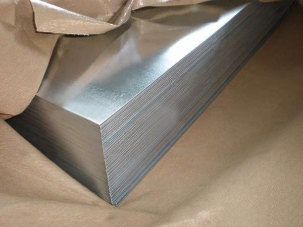 Свинец листовой