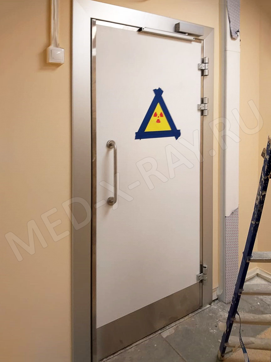 Многопрофильный медицинский центр «Клиники Лядова» Дверь защитная «TISSA-RP»