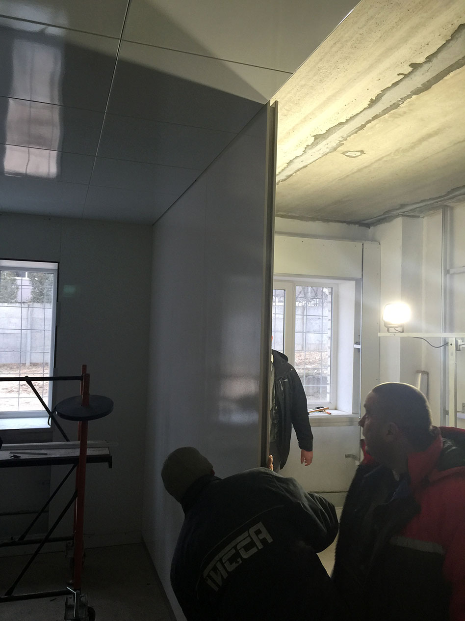 Монтаж перегородочных сэндвич-панелей