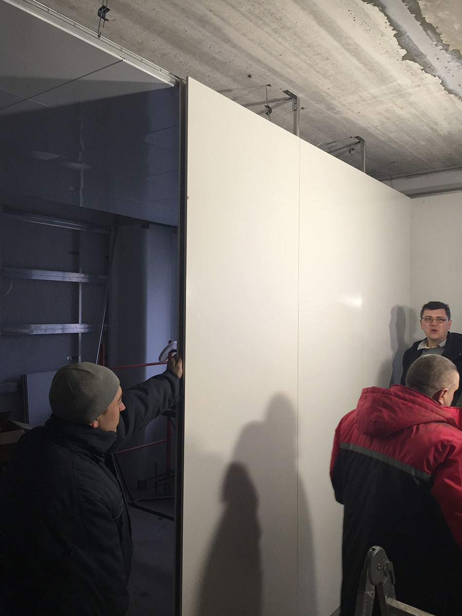 Монтаж перегородочных сэндвич-панелей