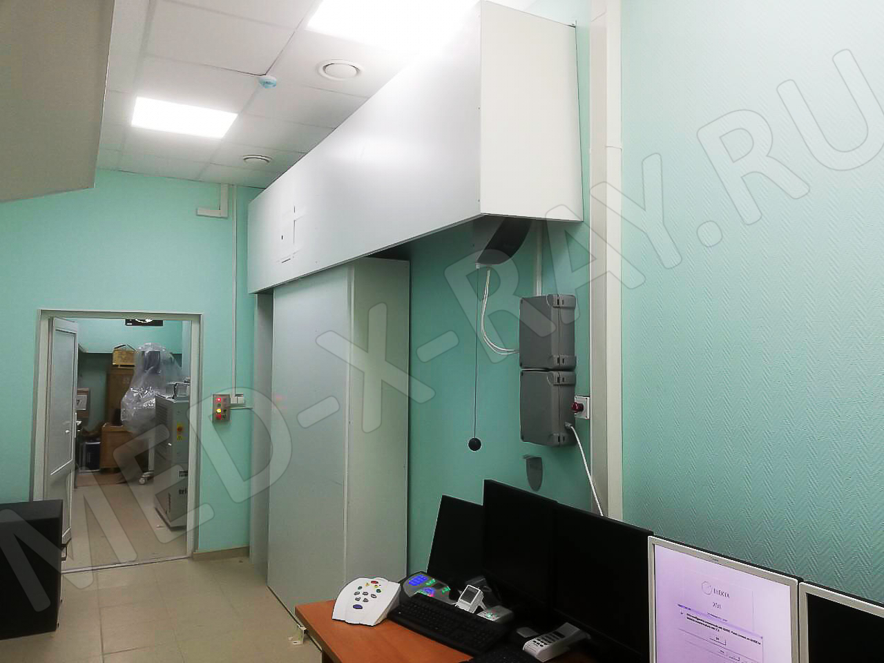 ГБУЗ «Севастопольский Городской онкологический диспансер им.А.А.Задорожного»  Дверь защитная «SAULA-RP»