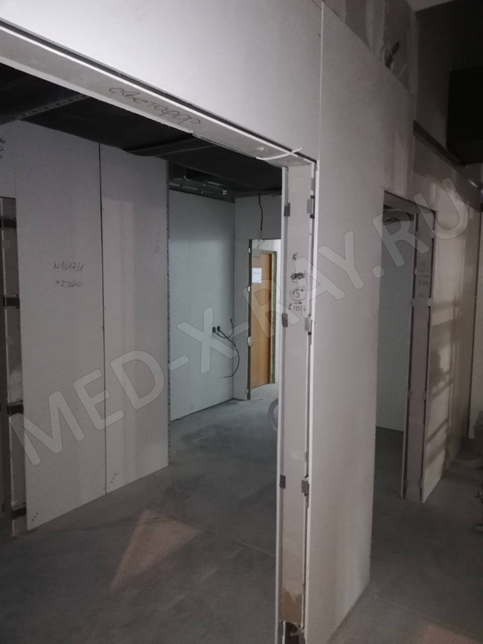 ОАО «Фармстандарт-УфаВИТА» Системы ограждающих конструкций чистых помещений